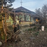 Casa batraneasca si teren 758 mp in Negoiesti